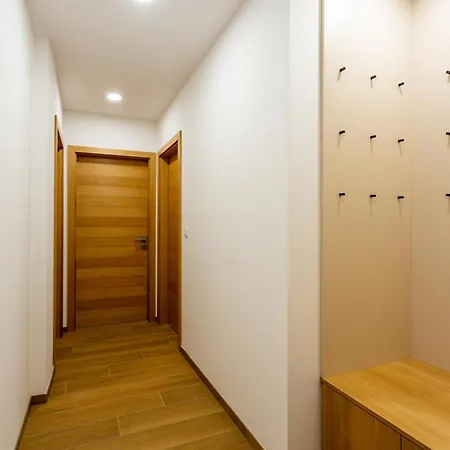 Apartma Sunny Escape *